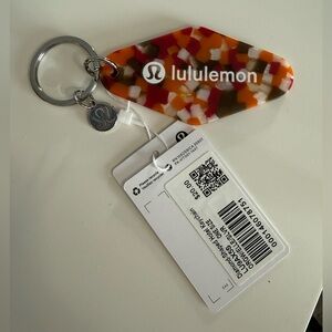NWT Lululemon 'Live in the Moment' Keychain